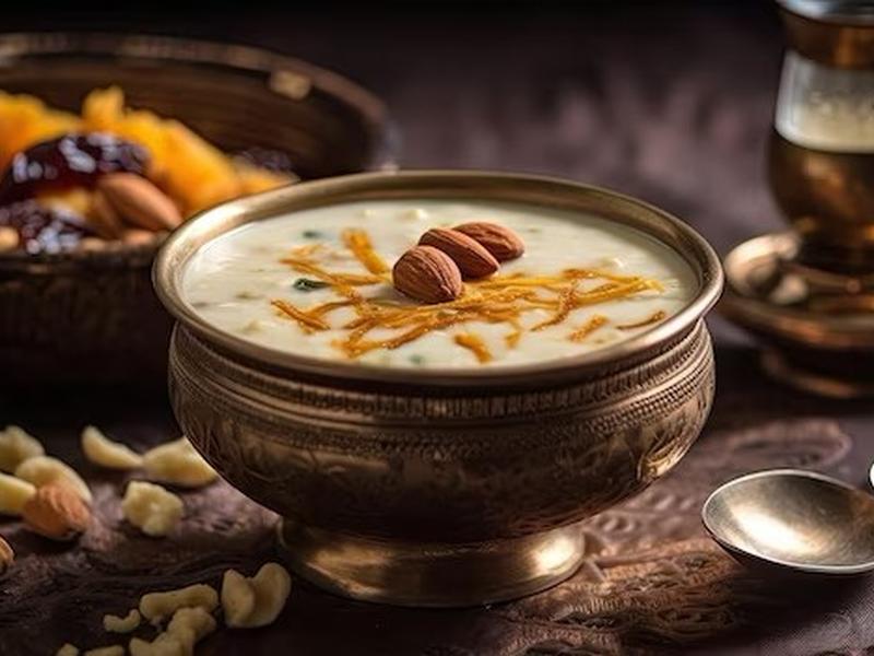 Кхир (рисовый пудинг с орехами и пряностями)